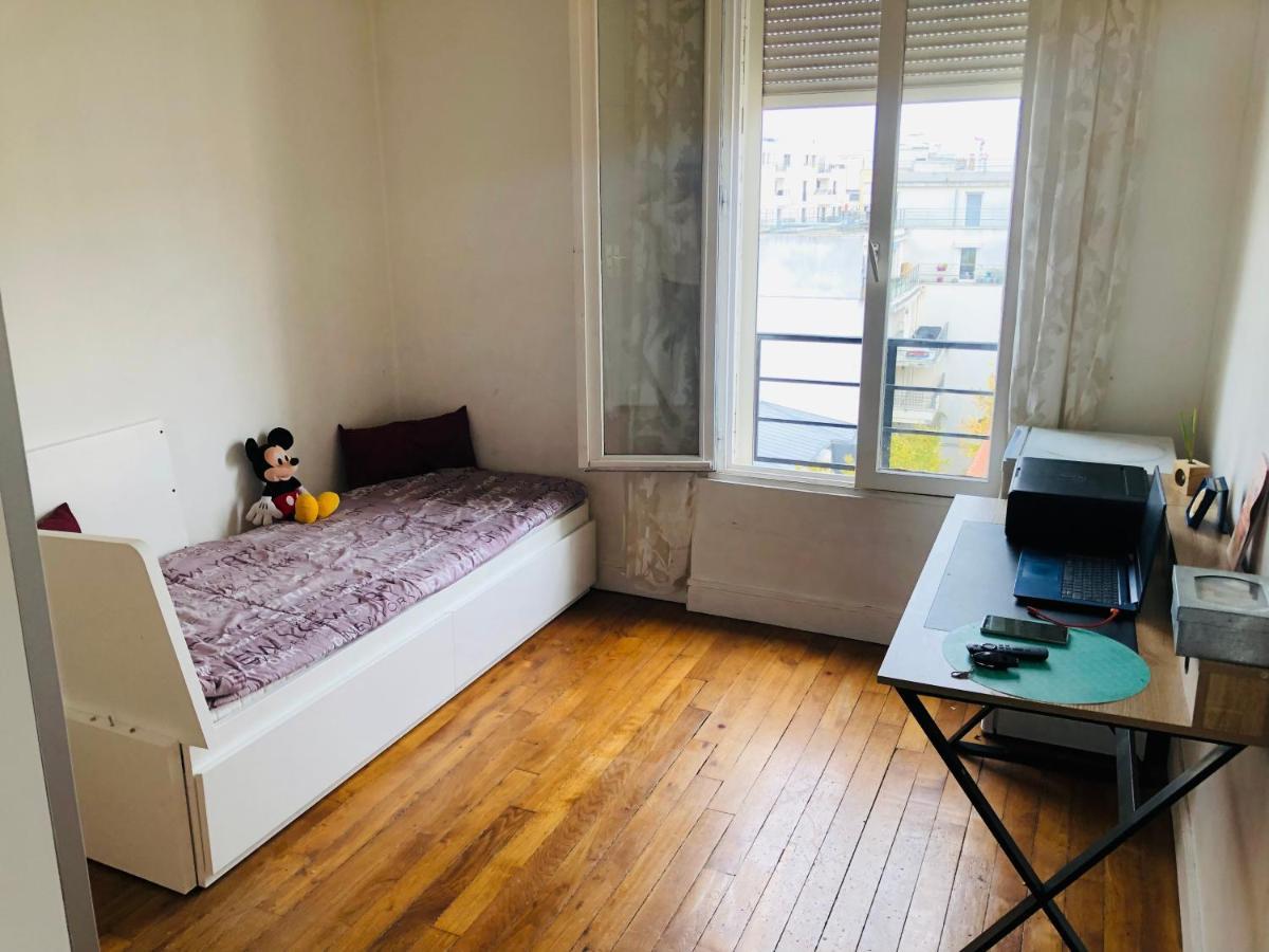 Appartement Tres Calme A 10Mn De Paris - Woman & Couples Only กูร์เบอวัวร์ ภายนอก รูปภาพ