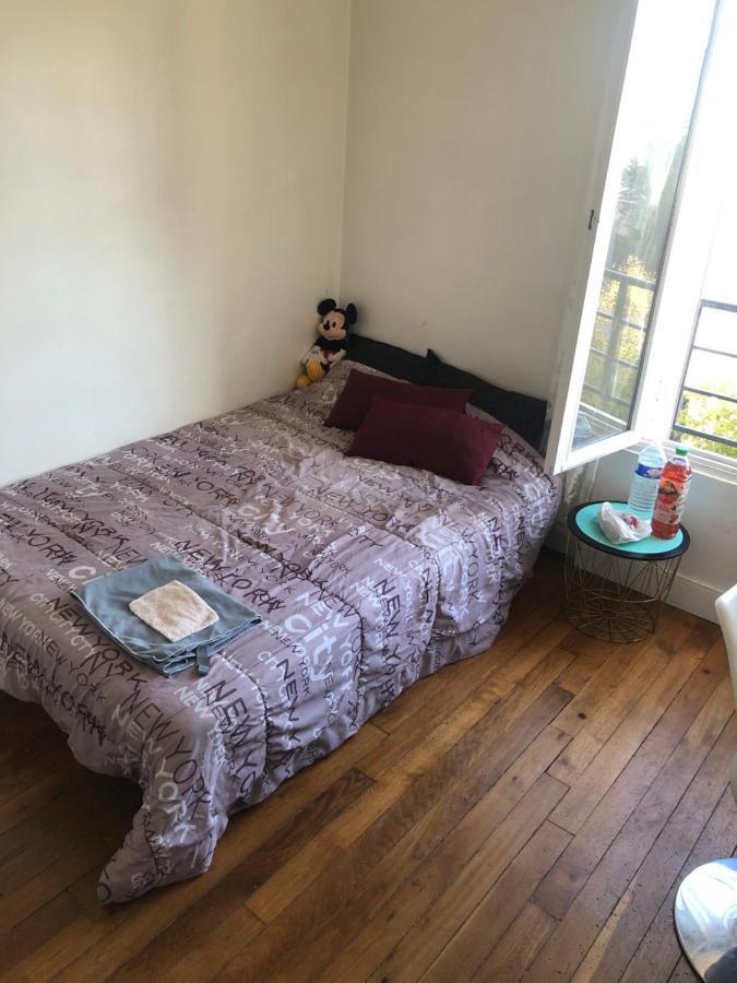 Appartement Tres Calme A 10Mn De Paris - Woman & Couples Only กูร์เบอวัวร์ ภายนอก รูปภาพ