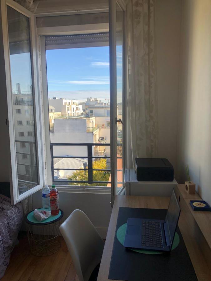 Appartement Tres Calme A 10Mn De Paris - Woman & Couples Only กูร์เบอวัวร์ ภายนอก รูปภาพ